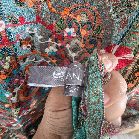 Multicolor Scarf - Picture 3 of 4